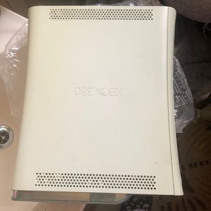 Xbox 360 like brand new , original box, hardware and 2 controllers included